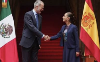 Felipe VI llega a México para asistir al partido de España-Uruguay